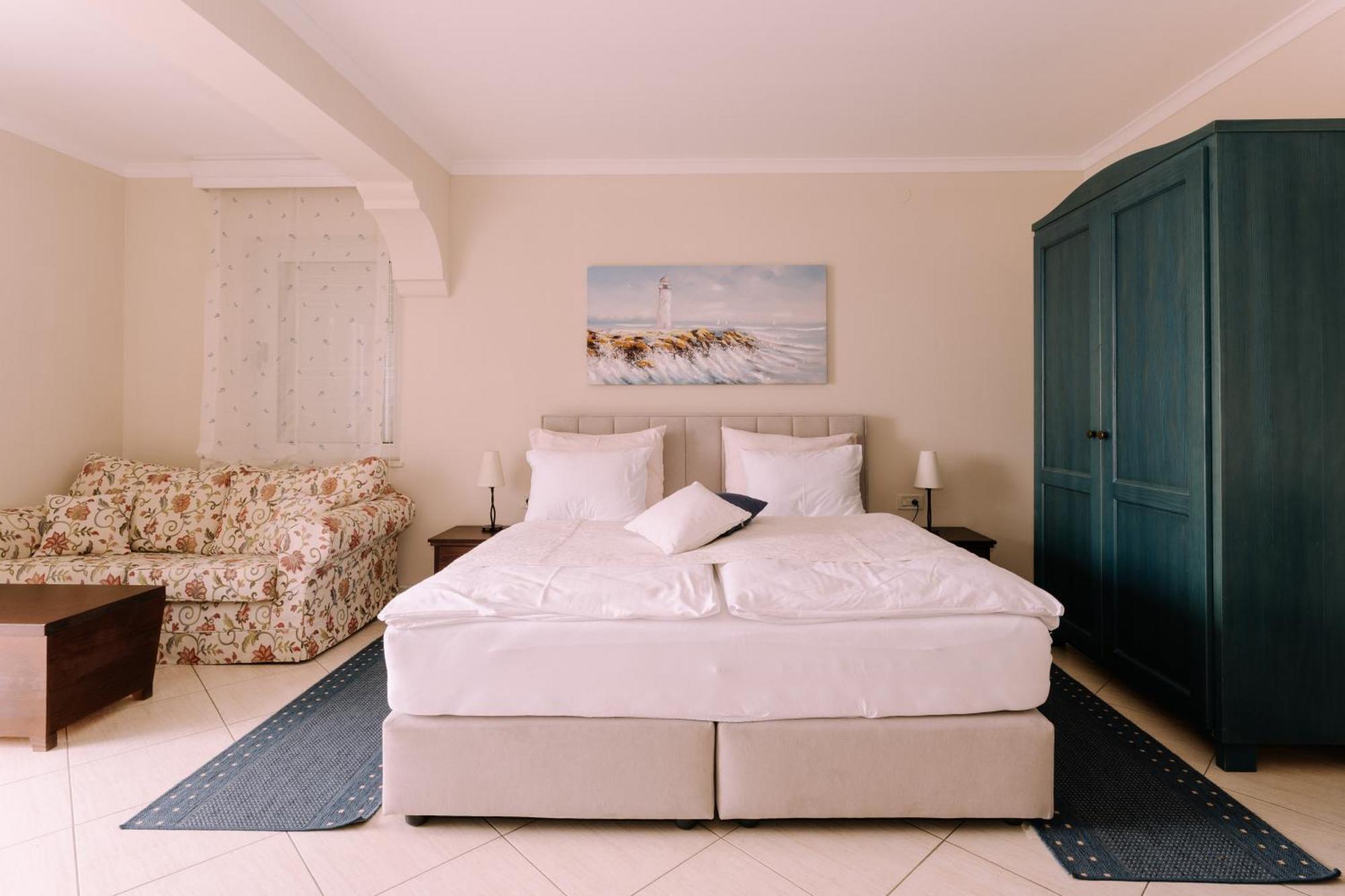Hotel Abalone Crikvenica Exterior foto