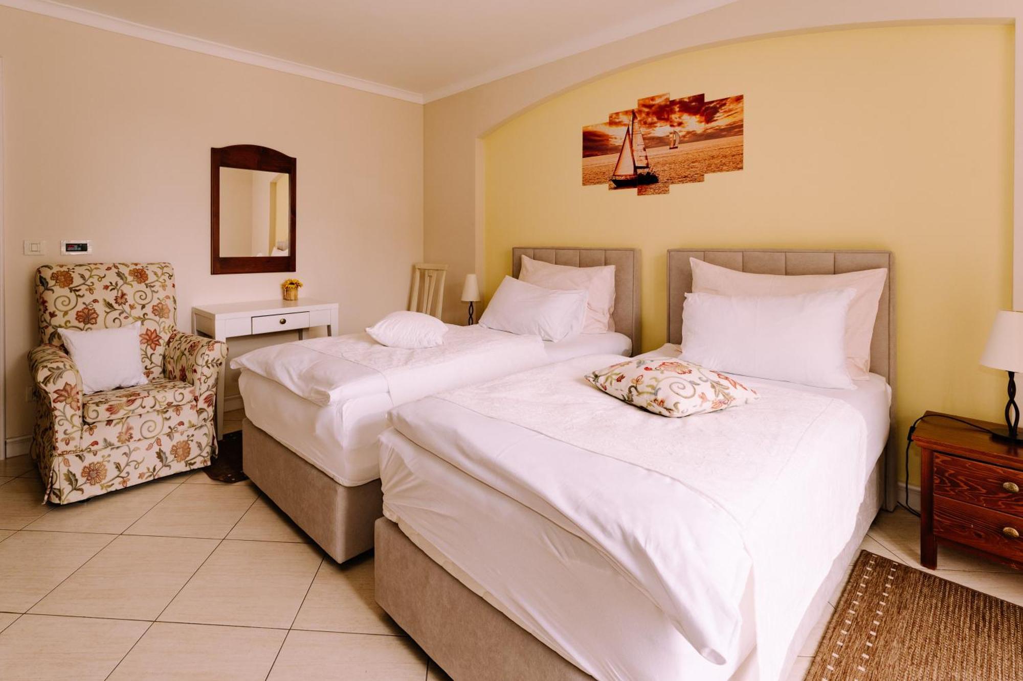 Hotel Abalone Crikvenica Exterior foto